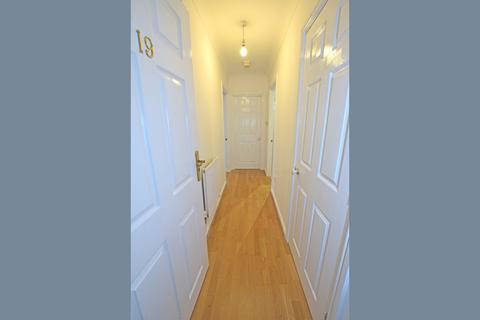 1 bedroom apartment to rent, John Batchelor Way, Penarth, Vale of Glamorgan