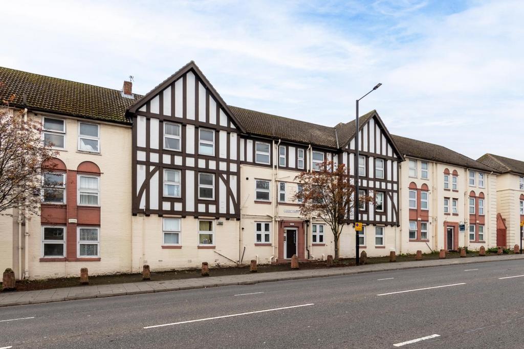 Barrack Road, Newcastle Upon Tyne, NE4 2 bed flat for sale £100,000