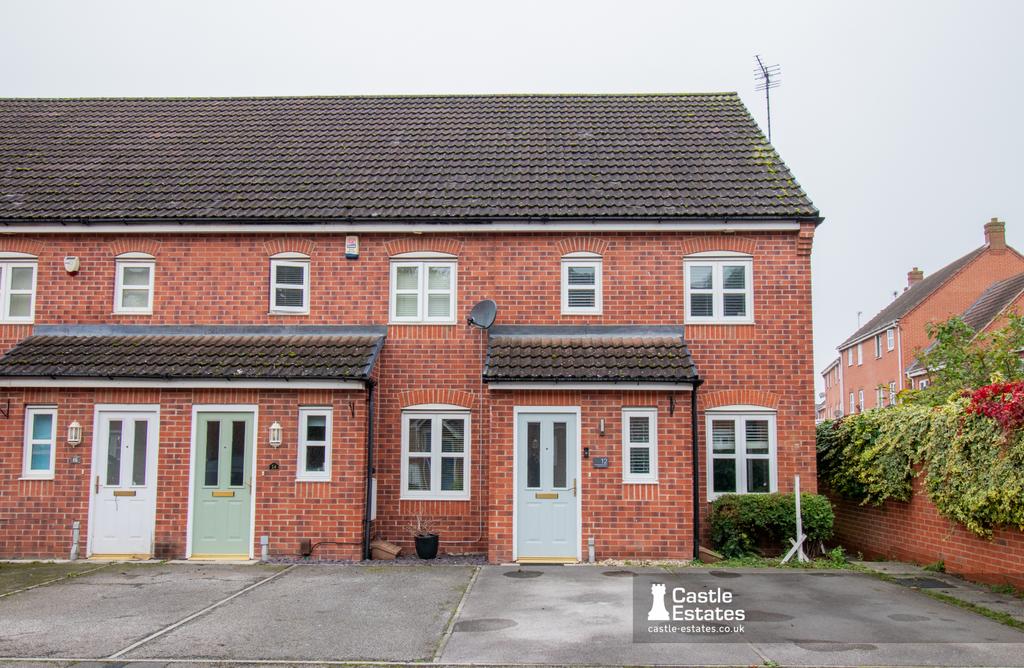 Charming Two-Bedroom House for sales in Ruddingto