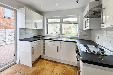 2 bedroom end of terrace house to rent, Laytons Lane, Sunbury-on-Thames, Surrey, TW16