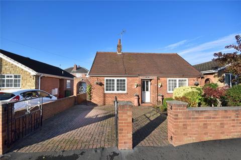 2 bedroom bungalow for sale, Hemsby Road, Castleford, West Yorkshire