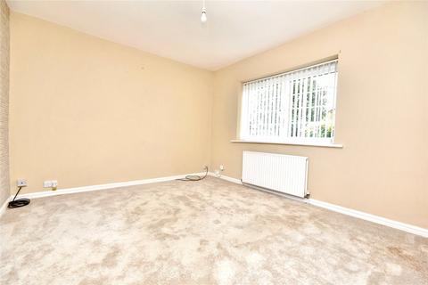 2 bedroom bungalow for sale, Hemsby Road, Castleford, West Yorkshire