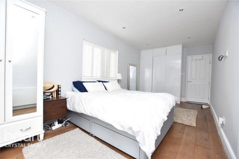 2 bedroom flat for sale, Birchanger Road, LONDON