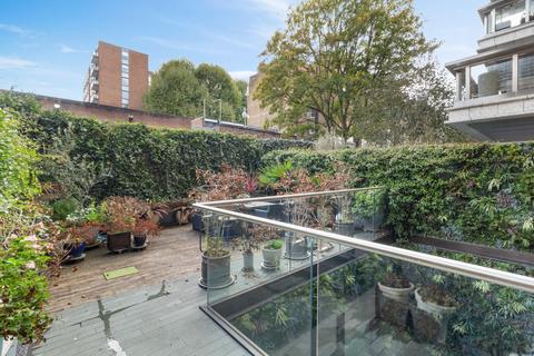 3 bedroom apartment for sale, Vicarage Gate, London