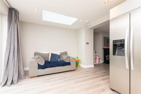 54 Elm Road, Dartford, DA1 2RX