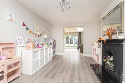 54 Elm Road, Dartford, DA1 2RX