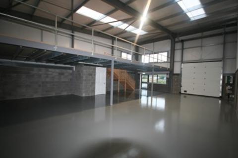 Industrial unit to rent, Unit 10 Rockhaven Business Centre, Gravenchon Way, Street Business Park, Street, Somerset, BA16 0HW