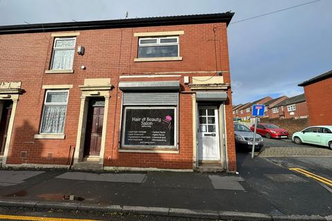 Shop to rent, Johnston Street, Blackburn.Lancs. BB2 1HD