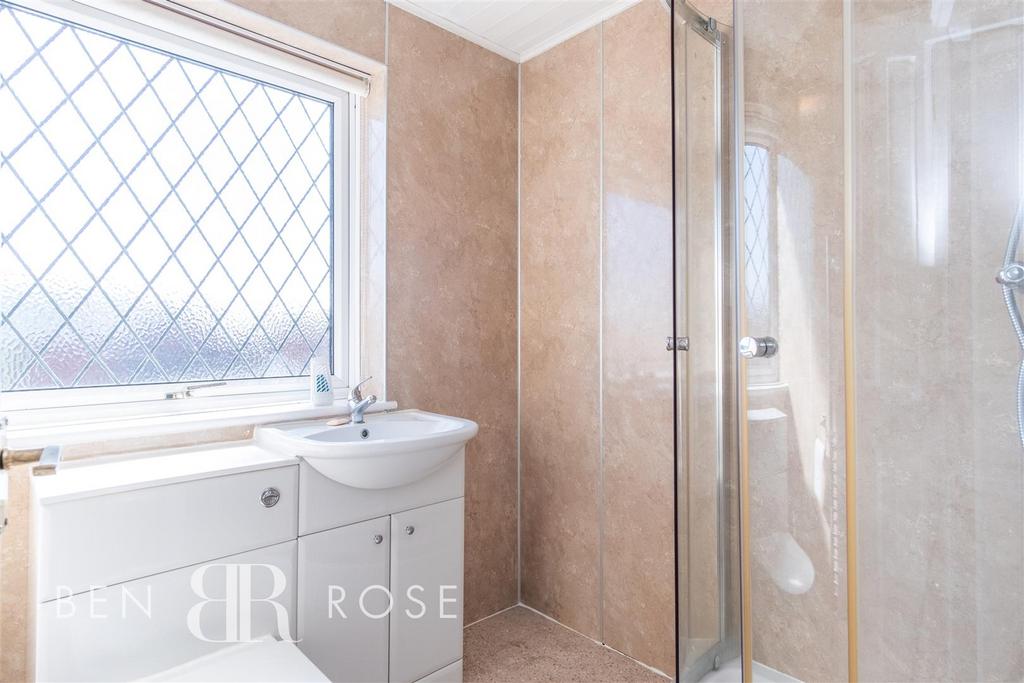 Family Shower Room