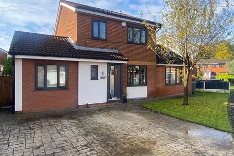 3 bedroom detached house for sale, 120 Redwood, Chadderton