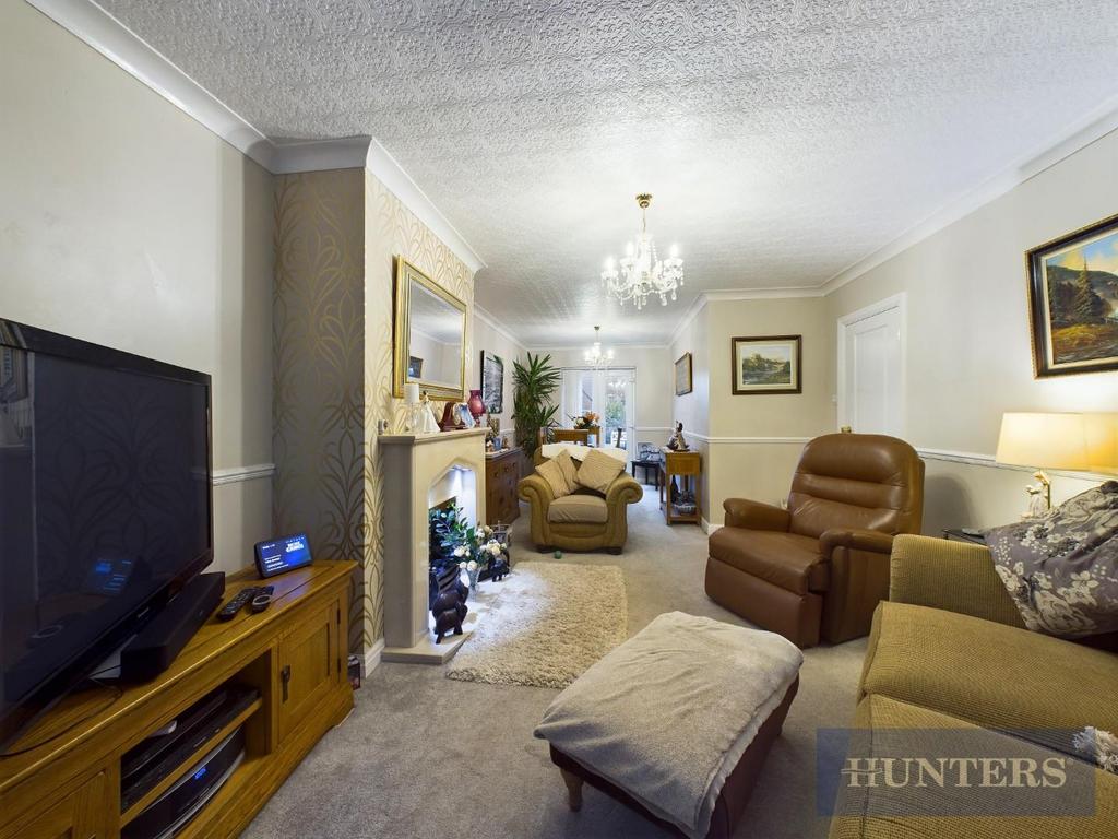 CAM03407 G0-PR0389-STILL013.jpg