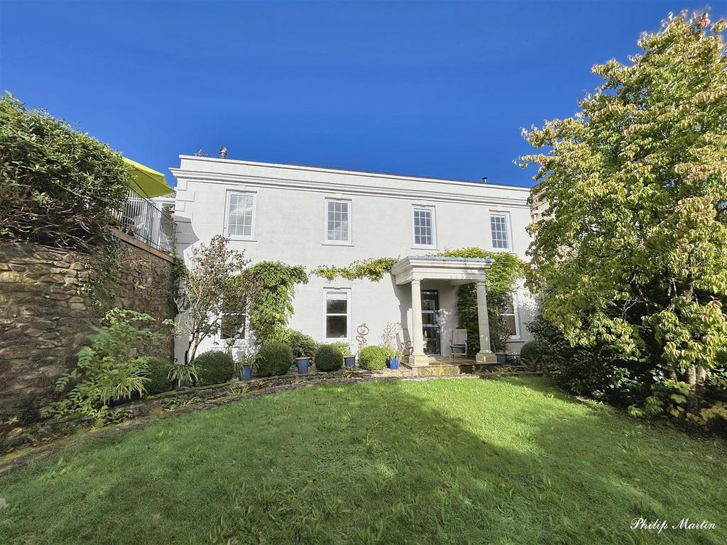 St. Clement, Truro 4 bed end of terrace house for sale £895,000