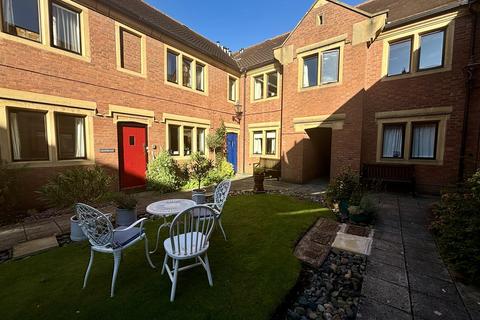 2 bedroom retirement property for sale, College Court, Ludlow