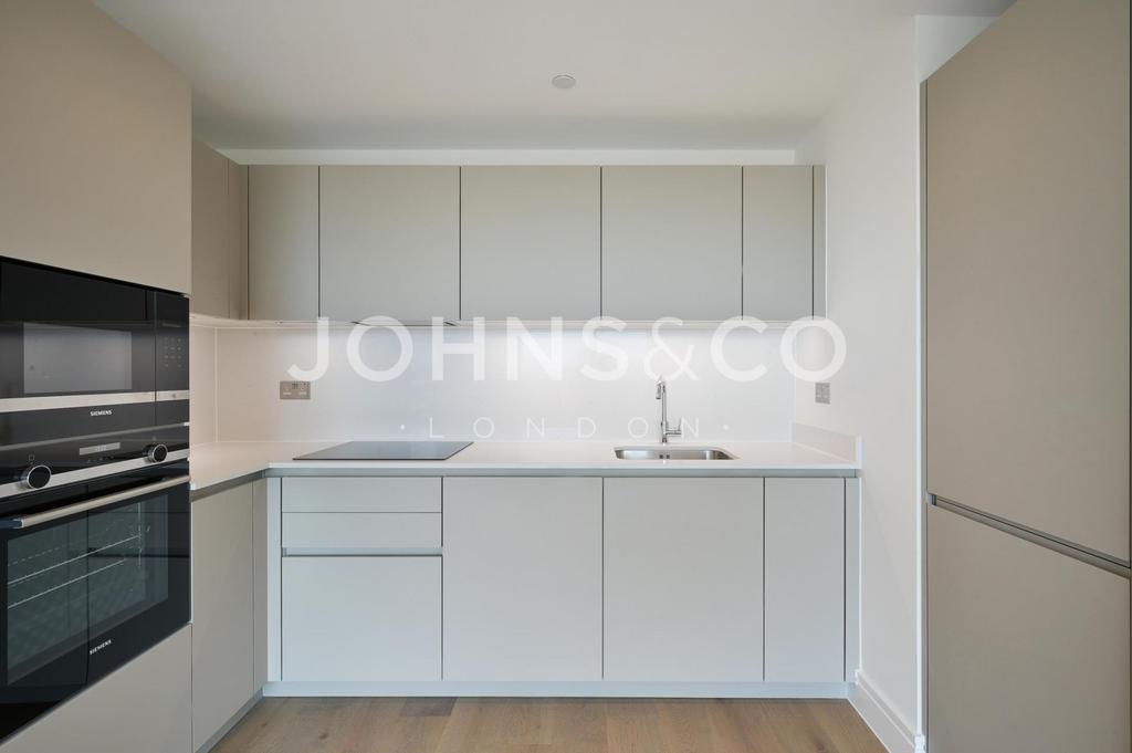 Empire House, Chiswick Green, London, W4 1 bed apartment to rent £