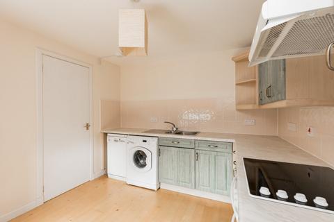 2 bedroom flat to rent, Ruthrieston Court, Riverside Drive, Aberdeen, AB10