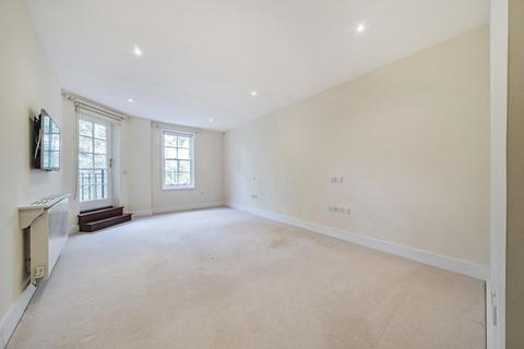 2 bedroom flat for sale, Westerham, Road