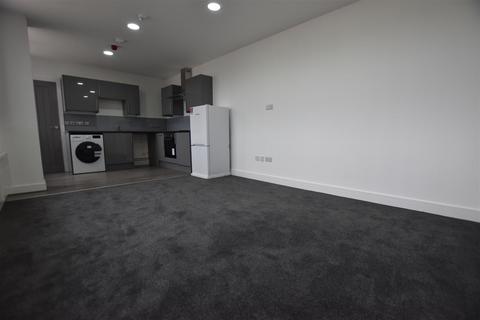 Studio to rent, Abbey House, Burleys Way, Leicester, LE1