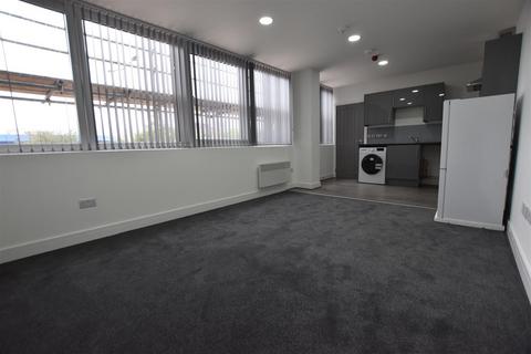 Studio to rent, Abbey House, Burleys Way, Leicester, LE1