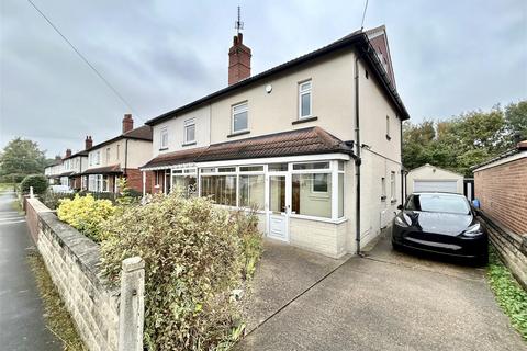 3 bedroom semi-detached house for sale, Barrowby Road, Leeds