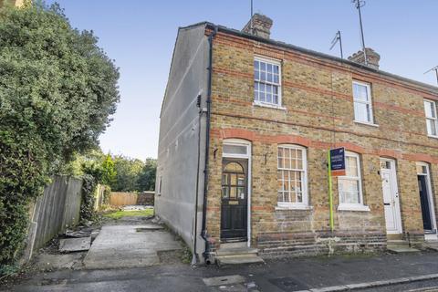 3 bedroom end of terrace house for sale, Sunbury Road, Eton, Windsor