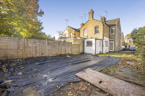 3 bedroom end of terrace house for sale, Sunbury Road, Eton, Windsor