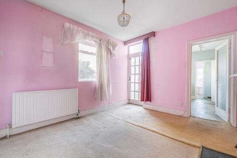13 Sunbury Road, Eton, Windsor, SL4 6BA