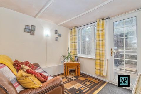 41 Fairfields Hill, Polesworth, Tamworth, B78 1HG