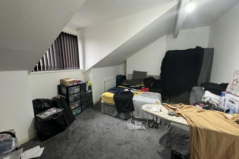 5 Luxor Road, Leeds, LS8 5JY