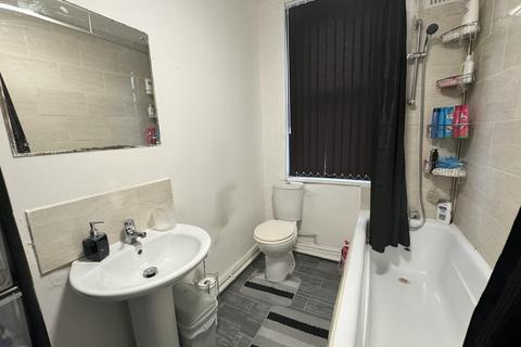 5 Luxor Road, Leeds, LS8 5JY