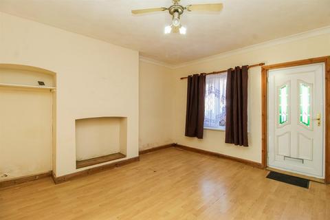 2 bedroom terraced house for sale, Oak Road, Shafton S72