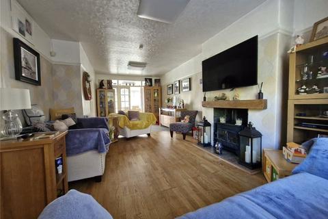 9 Ash Mount, Keighley, BD21 1LX
