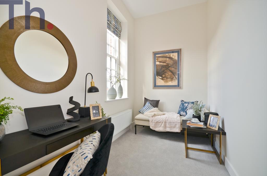Bedroom 3/Study