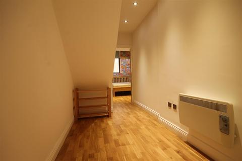 1 bedroom apartment to rent, Falconars House, City Centre