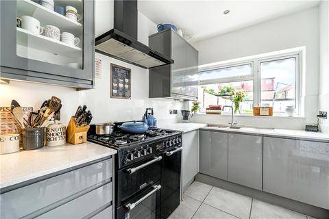 4 bedroom terraced house for sale, Hall Road, Isleworth, TW7