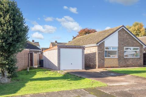 2 bedroom bungalow for sale, Acaster Close, Beeston, Nottingham, NG9