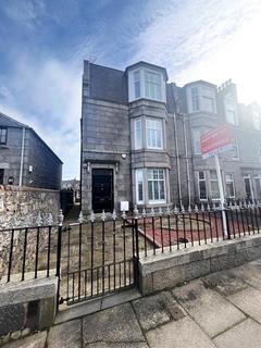 4 bedroom end of terrace house to rent, Forest Avenue, Aberdeen, AB15