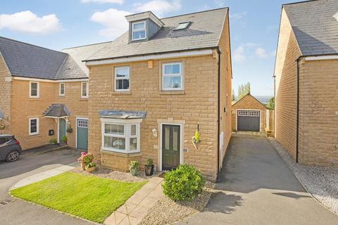4 bedroom detached house for sale, Honey Pot Drive, Baildon BD17