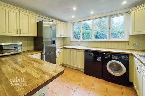 2 bedroom semi-detached house to rent, Barfields Bletchingley Redhill RH1 4RA