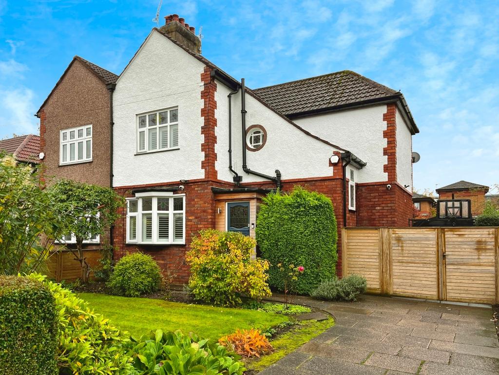 Ruabon Road, Didsbury, Manchester, M20 3 bed semidetached house for
