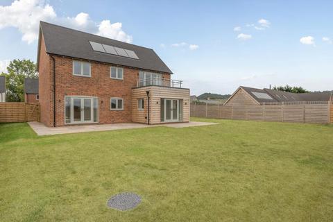 4 bedroom detached house for sale, Broome, SY7 0NX SY7