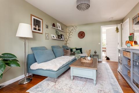 3 Hewlett Way, South Queensferry, EH30 9AA