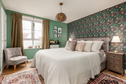 3 Hewlett Way, South Queensferry, EH30 9AA