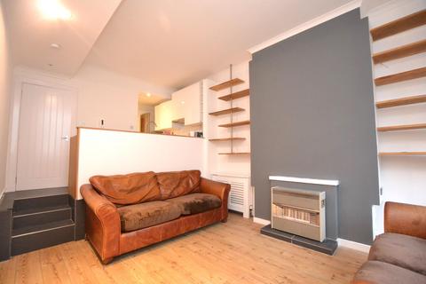 2 bedroom flat to rent, Lothian Road, Fountainbridge, Edinburgh, EH3