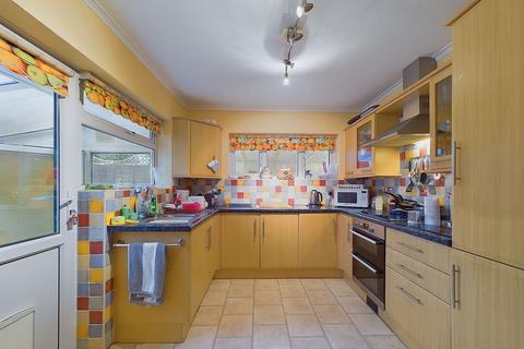 2 bedroom semi-detached bungalow for sale, Mersey Road, Worthing BN13