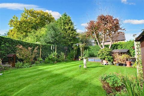 4 bedroom link detached house for sale, South Wonston