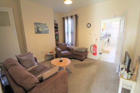 1 bedroom property to rent, Lower Road, Beeston, Nottingham, NG9 2GT