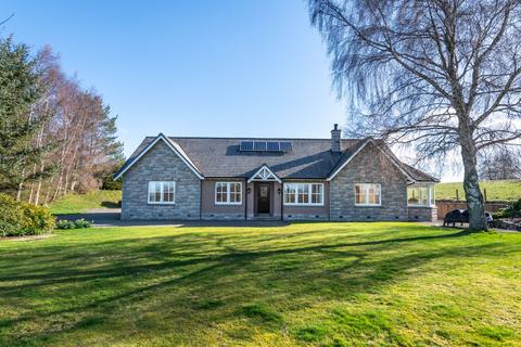 4 bedroom bungalow to rent, Craigmyle Road, Torphins, Banchory, AB31