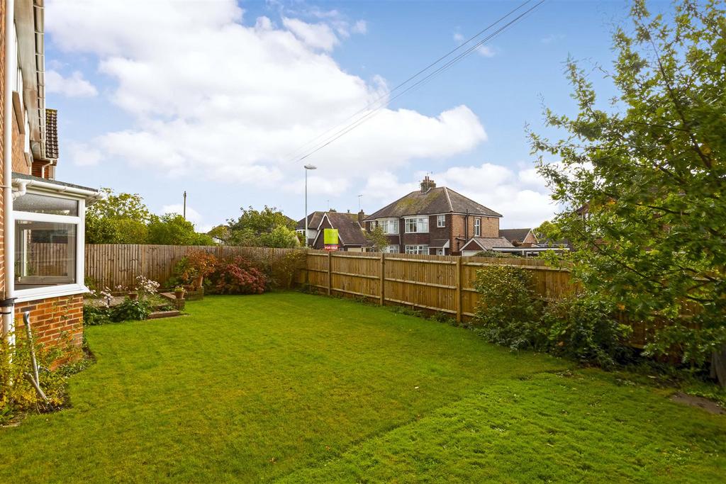 1 Leighton rd 18.JPG