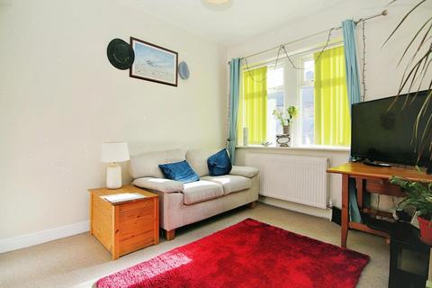 1 bedroom flat for sale, Town Street, Farsley, Pudsey