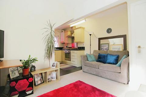 1 bedroom flat for sale, Town Street, Farsley, Pudsey